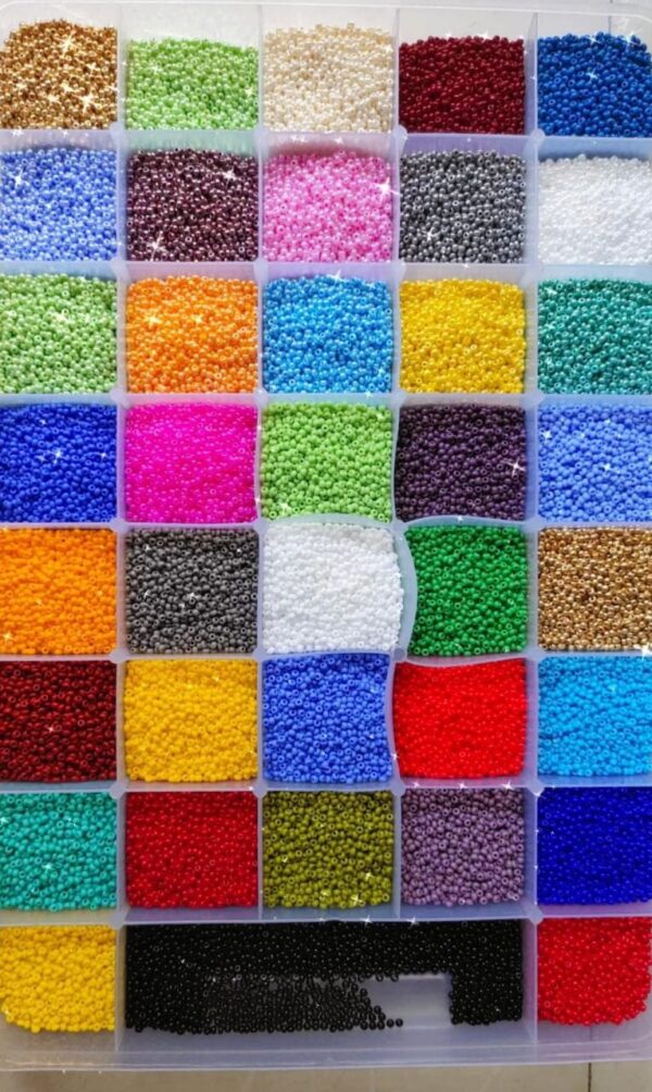 preciosa seed beads (8/0) 3mm