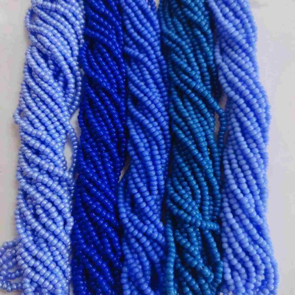 preciosa seed beads (2mm)