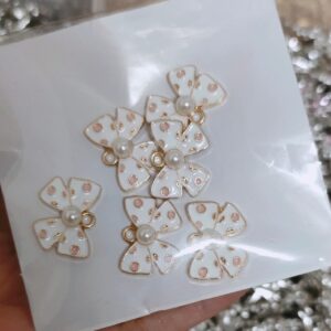 bow charm