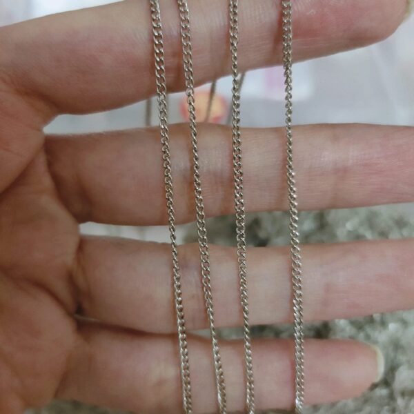 thin chain (1mm)