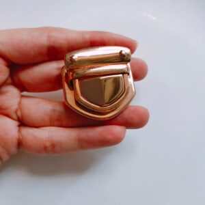 purse lock