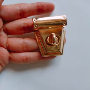 purse lock
