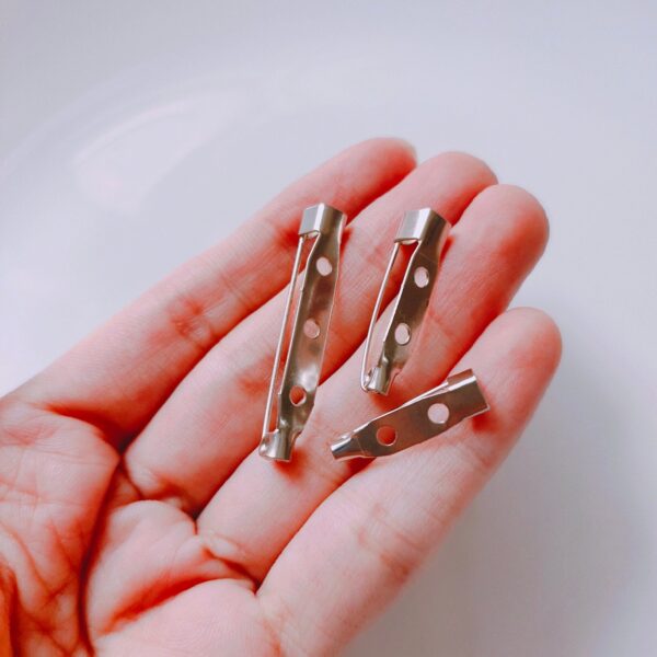 brooch pins