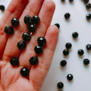 black crystal (8mm)