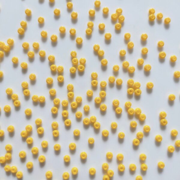 preciosa seed beads (8/0) 3mm