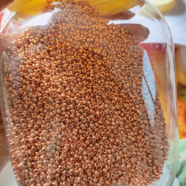 preciosa seed beads (8/0) 3mm