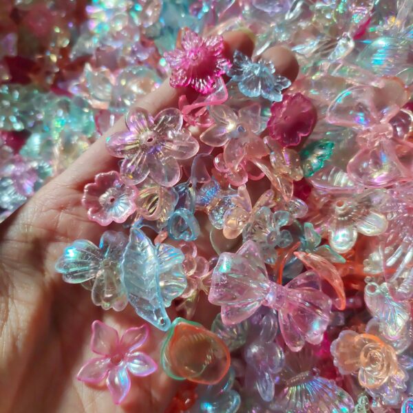 mix acrylic beads