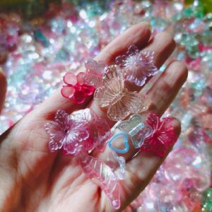 mix acrylic beads