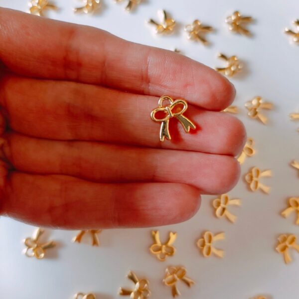 tiny bows