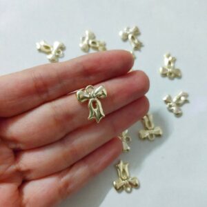 metal bows