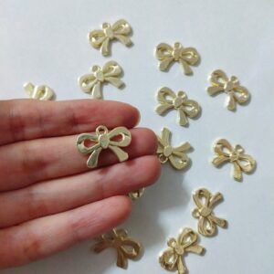 metal bows