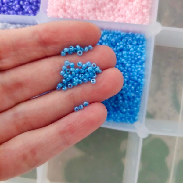 seed beads 12/0 (1.9mm)