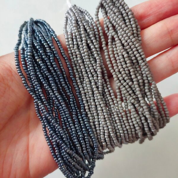 preciosa seed beads 11/0 (2mm)