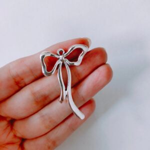 metal bow charms